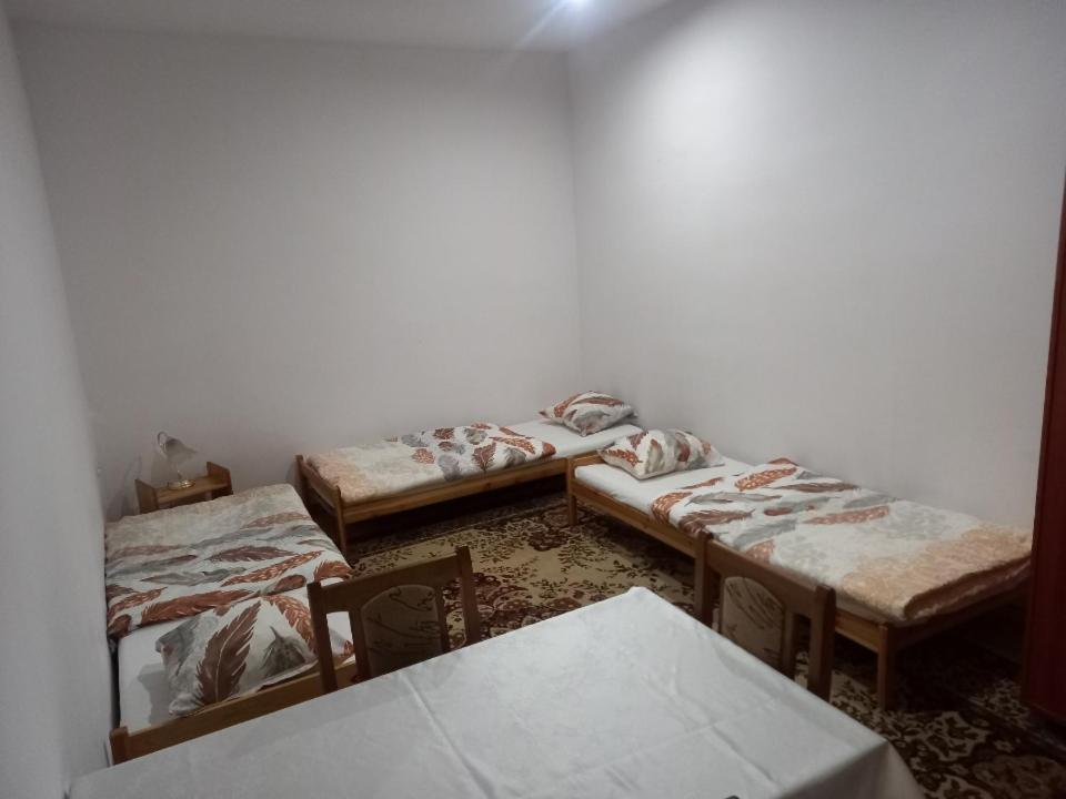 Rooms Noclegi Bytyn Экстерьер фото